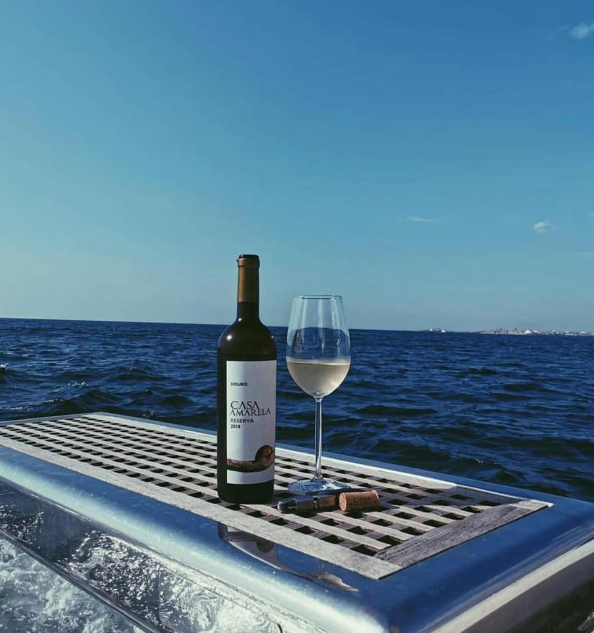 Porto Private Yacht- Accommodation Douro River Zewnętrze zdjęcie