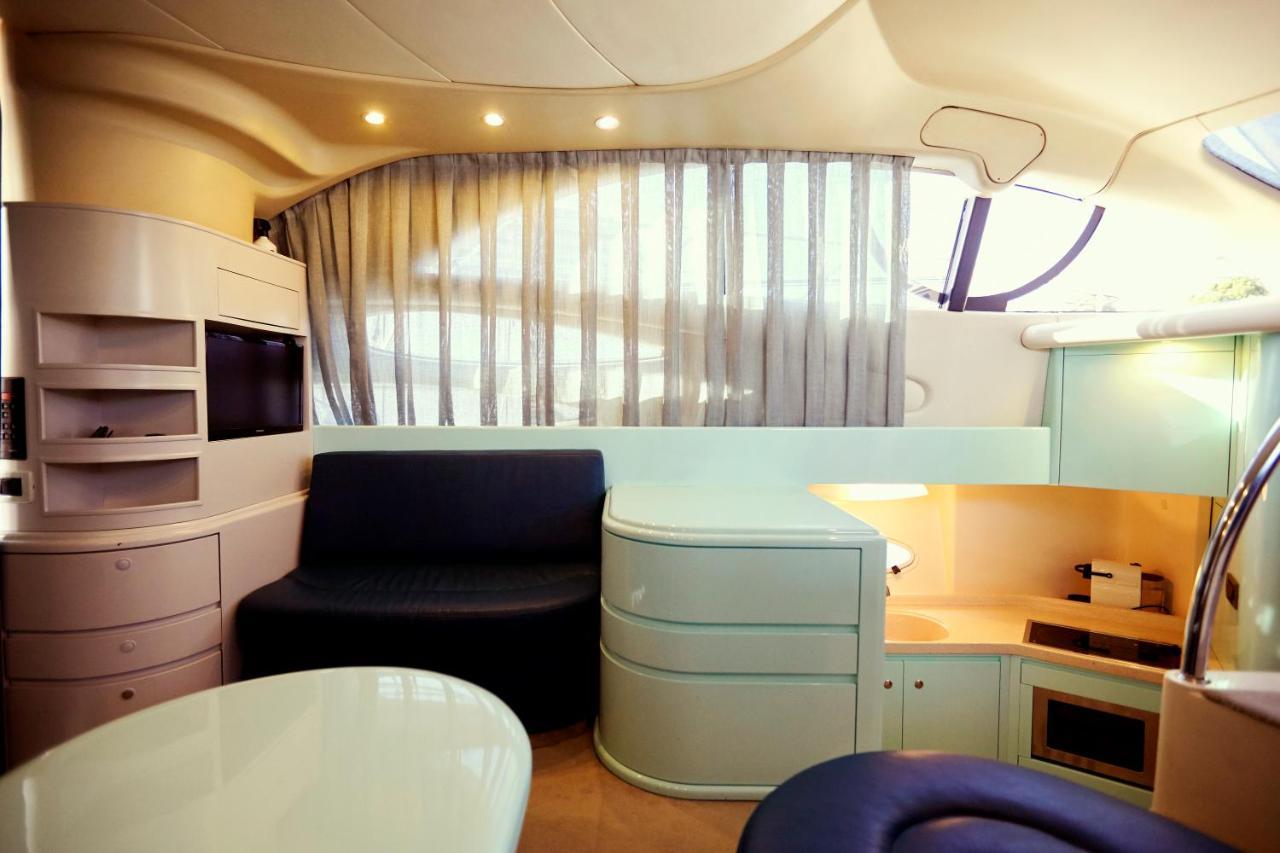 Porto Private Yacht- Accommodation Douro River Zewnętrze zdjęcie