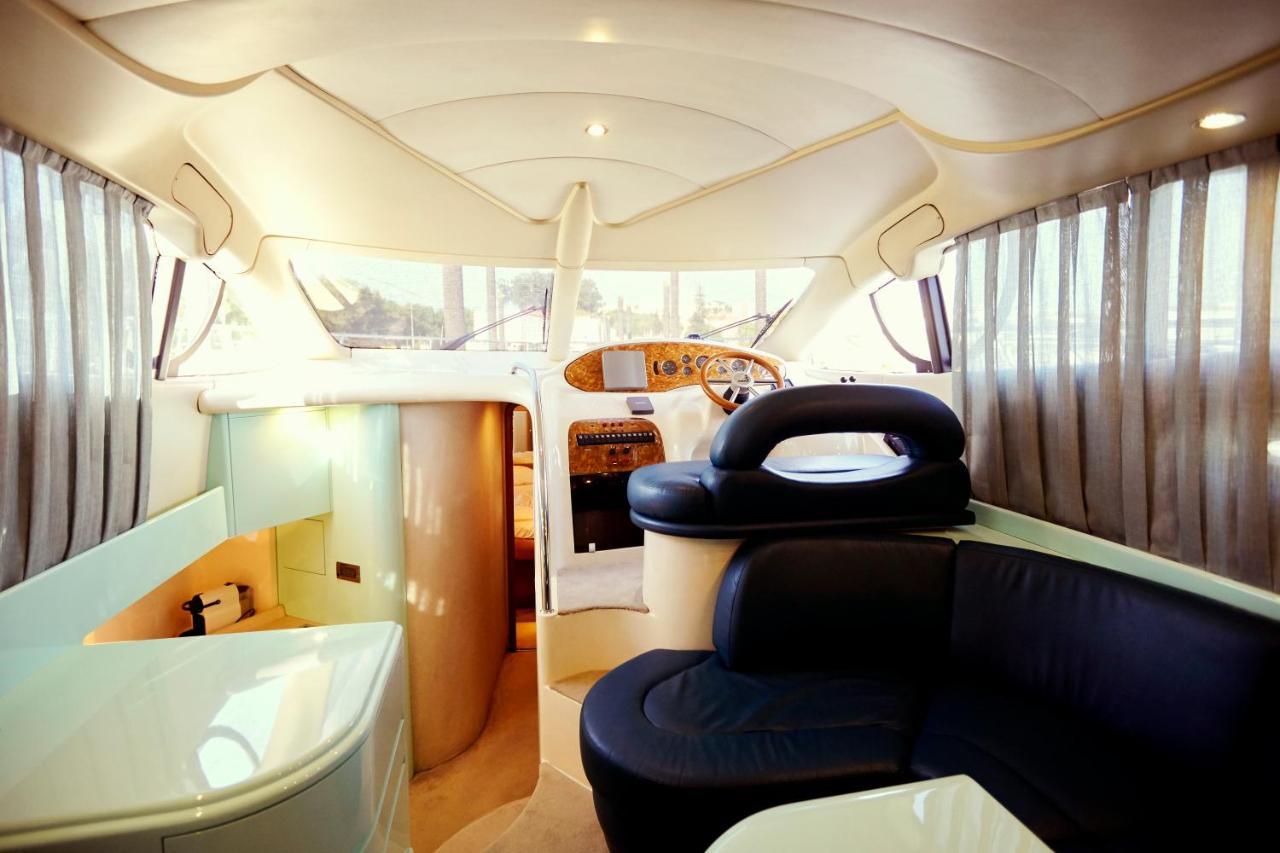 Porto Private Yacht- Accommodation Douro River Zewnętrze zdjęcie