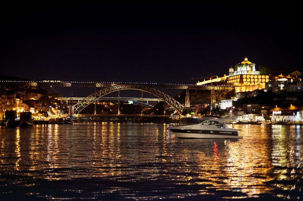 Porto Private Yacht- Accommodation Douro River Zewnętrze zdjęcie