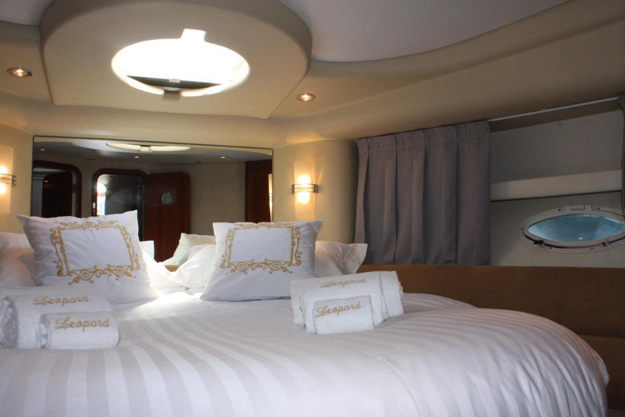 Porto Private Yacht- Accommodation Douro River Zewnętrze zdjęcie