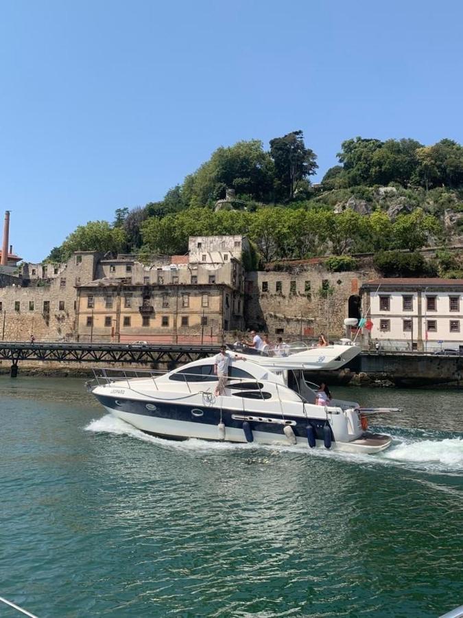 Porto Private Yacht- Accommodation Douro River Zewnętrze zdjęcie