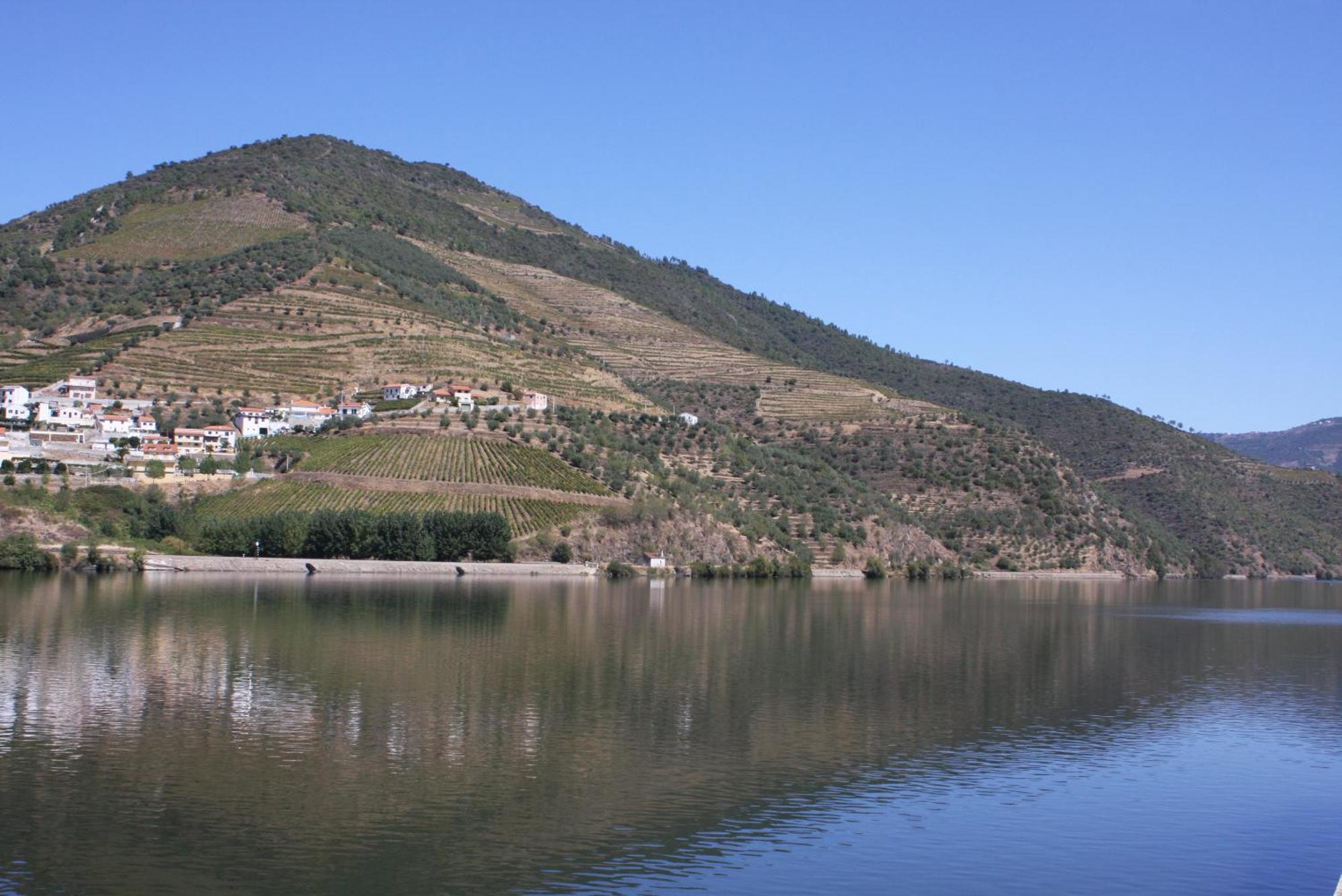 Porto Private Yacht- Accommodation Douro River Zewnętrze zdjęcie