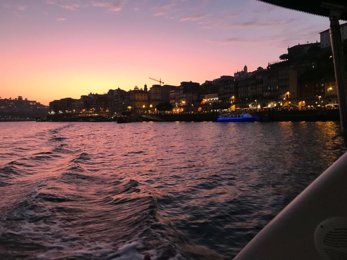 Porto Private Yacht- Accommodation Douro River Zewnętrze zdjęcie